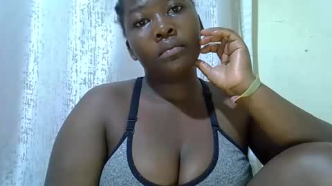 Snapshot of chubby_queenie07 chatting on April 19, 2026, 10:12 pm DivaDee online show from April 19, 2026, 10:12 pm