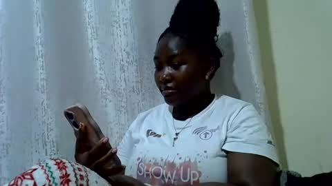 Snapshot of chubby_queenie07 chatting on May 20, 2026, 5:41 pm DivaDee online show from May 20, 2026, 5:41 pm