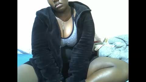 Snapshot of chubby_queenie07 chatting on May 29, 2026, 7:50 am DivaDee online show from May 29, 2026, 7:50 am