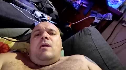 Snapshot of chubbyman40 chatting on November 30, 2025, 5:44 am chubbyman40 online show from November 30, 2025, 5:44 am