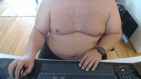 Snapshot of chubbyvix chatting on February 9, 2026, 8:57 pm AstorYvr online show from February 9, 2026, 8:57 pm