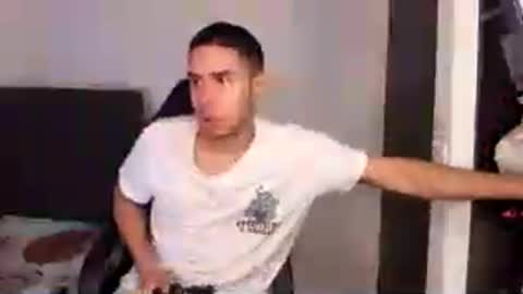 Karlay online show from February 15, 2026, 2:03 pm