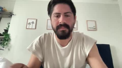 Snapshot of churris14 chatting on December 10, 2024, 1:55 pm Alex online show from December 10, 2024, 1:55 pm