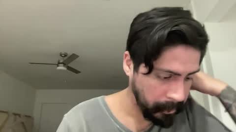 Snapshot of churris14 chatting on December 17, 2024, 1:50 am Alex online show from December 17, 2024, 1:50 am