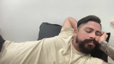 Snapshot of churris14 chatting on September 25, 2025, 10:46 pm Alex online show from September 25, 2025, 10:46 pm