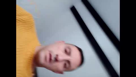 Snapshot of ciaoneciaone25 chatting on December 6, 2024, 7:54 am ciaoneciaone25 online show from December 6, 2024, 7:54 am