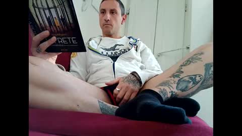 Snapshot of ciaoneciaone25 chatting on March 3, 2026, 8:53 am ciaoneciaone25 online show from March 3, 2026, 8:53 am