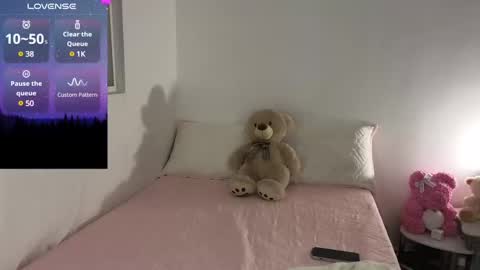 Mia online show from December 10, 2024, 2:59 am