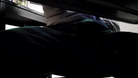 cigneska1 online show from January 3, 2025, 5:31 pm