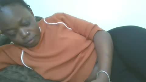 cilia petite online show from November 21, 2025, 11:42 am