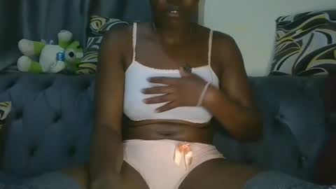 Snapshot of cilia_petite chatting on March 20, 2026, 5:23 am cilia petite online show from March 20, 2026, 5:23 am