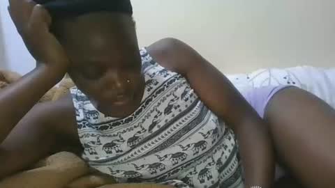 Snapshot of cilia_petite chatting on April 5, 2026, 3:42 pm cilia petite online show from April 5, 2026, 3:42 pm