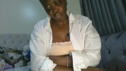 Snapshot of cilia_petite chatting on June 6, 2026, 9:58 am cilia petite online show from June 6, 2026, 9:58 am
