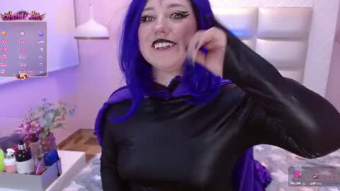 Snapshot of cina_moon chatting on June 19, 2026, 4:06 am Cinamoon online show from June 19, 2026, 4:06 am