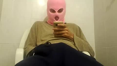 Snapshot of cincopulgadas chatting on December 11, 2024, 7:31 am Ernesto online show from December 11, 2024, 7:31 am