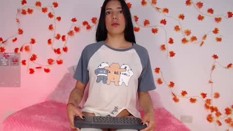 Snapshot of cinderella_lewis chatting on March 11, 2025, 1:12 pm Sofi Eva and Mey online show from March 11, 2025, 1:12 pm