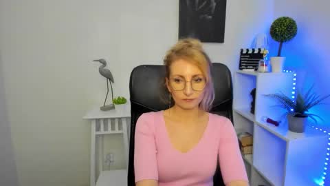 Cinderella online show from February 17, 2026, 6:32 am