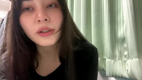 Lin online show from May 16, 2026, 12:18 am