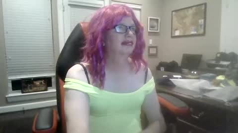 Snapshot of cindyhewittslut chatting on September 17, 2025, 4:58 am cindyhewittslut online show from September 17, 2025, 4:58 am