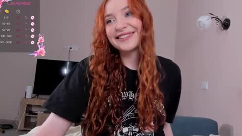 Snapshot of cinnabongirls chatting on December 2, 2024, 1:24 pm Maddy online show from December 2, 2024, 1:24 pm