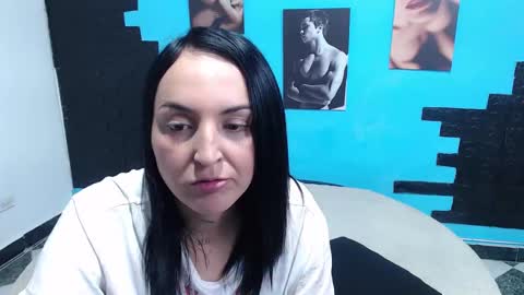 Cinthya online show from September 18, 2025, 4:53 pm