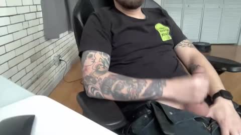 circleofsix online show from January 6, 2025, 4:23 pm