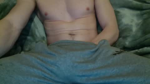 Snapshot of circumsizedbandit chatting on February 5, 2025, 5:41 am circumsizedbandit online show from February 5, 2025, 5:41 am