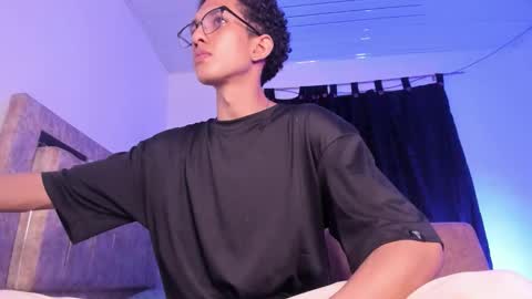 cj_davis1 online show from February 9, 2026, 2:26 am