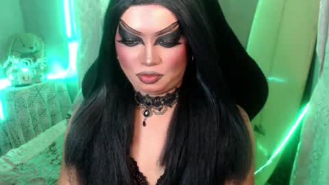 QUEEN CESS online show from June 22, 2026, 6:05 pm