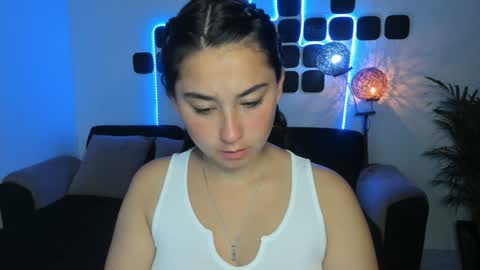 Snapshot of claiok chatting on December 6, 2024, 10:30 pm claiok online show from December 6, 2024, 10:30 pm