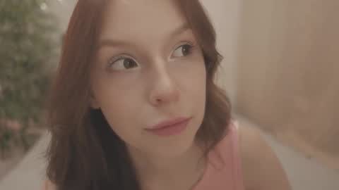 Snapshot of claire_bennett chatting on October 3, 2025, 11:57 pm Claire Bennett online show from October 3, 2025, 11:57 pm