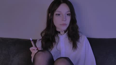 Claire Bennett online show from May 6, 2026, 2:29 am