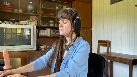 Snapshot of claire_moulin chatting on July 22, 2026, 11:35 am Claire Moulin online show from July 22, 2026, 11:35 am