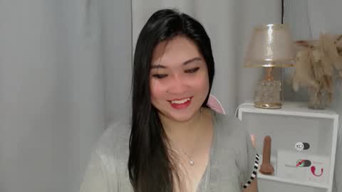 CLAIRE online show from May 28, 2026, 3:48 am