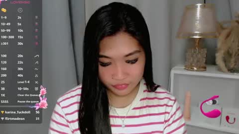 CLAIRE online show from June 12, 2026, 7:02 pm