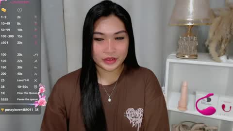 CLAIRE online show from June 27, 2026, 2:34 pm