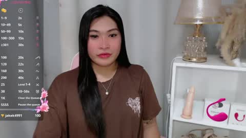 CLAIRE online show from July 1, 2026, 5:56 pm