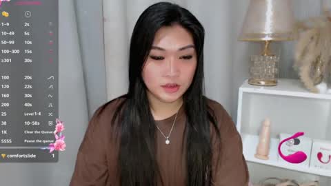 CLAIRE online show from July 9, 2026, 5:44 am