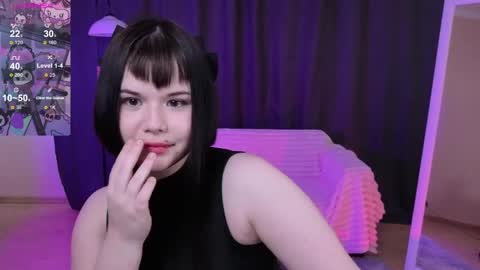 Claire Faers online show from April 22, 2026, 2:25 am