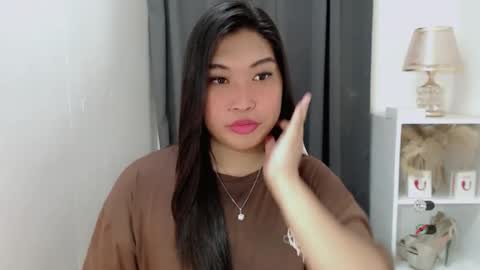 CLAIRE online show from February 24, 2026, 3:37 am