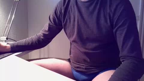 clamshive7 online show from November 16, 2025, 3:06 pm