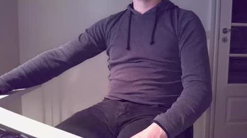 Snapshot of clamshive7 chatting on February 11, 2026, 6:46 pm clamshive7 online show from February 11, 2026, 6:46 pm