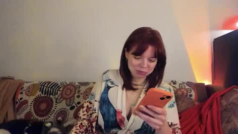 Snapshot of clancyosbourne chatting on January 24, 2025, 1:45 am Clancy online show from January 24, 2025, 1:45 am