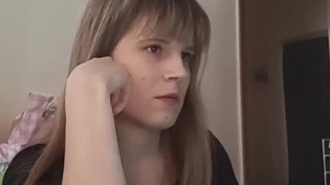 Snapshot of clara_exotic chatting on March 13, 2026, 1:18 pm clara_exotic online show from March 13, 2026, 1:18 pm