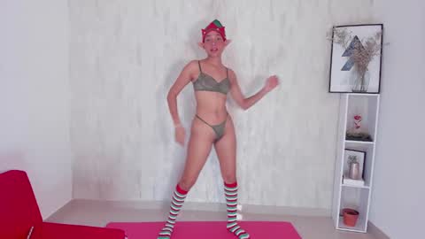 Clara  online show from December 21, 2024, 9:44 am