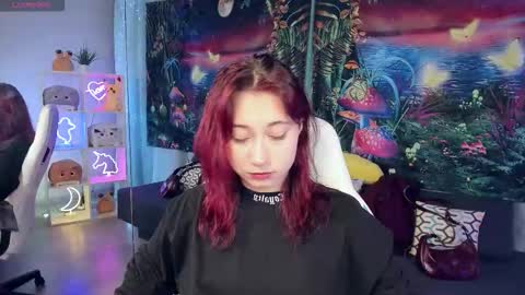 Snapshot of clarabenson chatting on September 18, 2025, 6:54 pm clarabenson online show from September 18, 2025, 6:54 pm