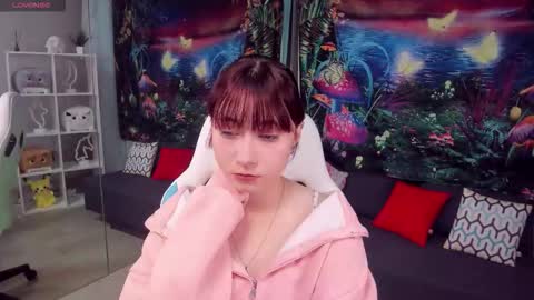 Snapshot of clarabenson chatting on November 21, 2025, 6:50 pm clarabenson online show from November 21, 2025, 6:50 pm