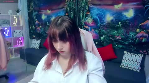 Snapshot of clarabenson chatting on November 23, 2025, 6:41 pm clarabenson online show from November 23, 2025, 6:41 pm