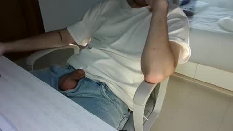 Snapshot of clarencytreasure chatting on December 7, 2024, 3:41 pm Your Fav Sissy online show from December 7, 2024, 3:41 pm