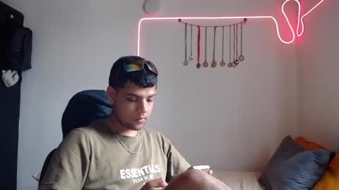 Snapshot of clarentz_baileys chatting on September 16, 2025, 6:20 pm Clarentz bby online show from September 16, 2025, 6:20 pm